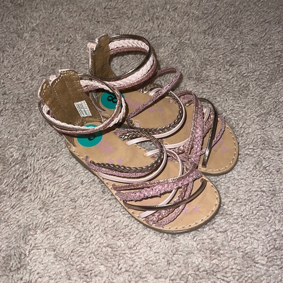Toddler Girl pink sandals - Picture 1 of 4